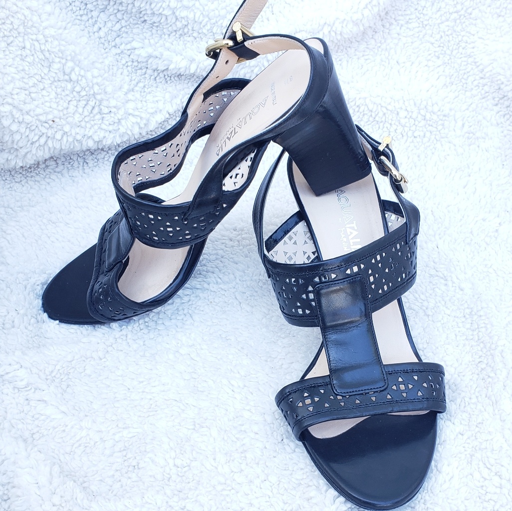 Aquatalia By Marvin K Black Leather T Strap Sandals Size 8.5